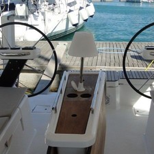 Dufour 360