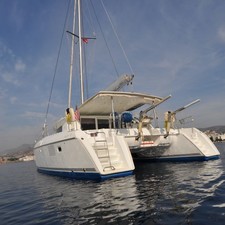 Lagoon 421