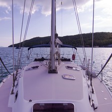 Catalina 375