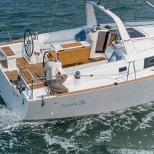 Beneteau Oceanis 38