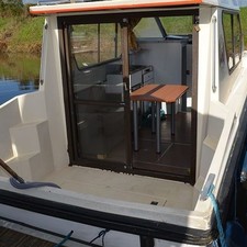 Riviera 750