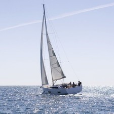 Dufour 390