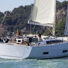 Dufour 390