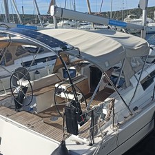 Dufour 360