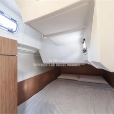 Beneteau Oceanis 38.1