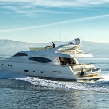 Ferretti 760