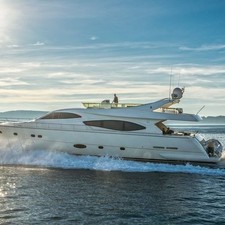 Ferretti 760