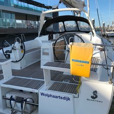 Beneteau Oceanis 38
