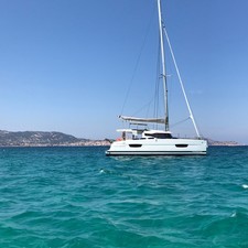 Fountaine Pajot Lucia 40