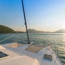 Island Spirit 410