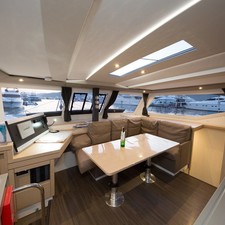 Fountaine Pajot Lucia 40