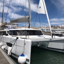 Fountaine Pajot Lucia 40