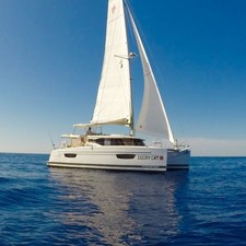Fountaine Pajot Lucia 40