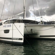 Fountaine Pajot Lucia 40