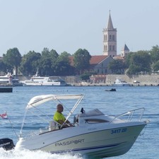 Quicksilver Activ 430 Cabin