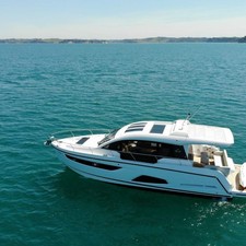 Sealine C430
