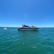 Sea Ray 350 Sundancer