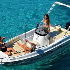 Trimarchi 53S