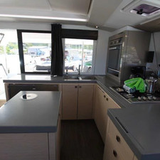 Fountaine Pajot Saona 47