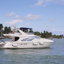 Azimut 50 Fly Galley Up