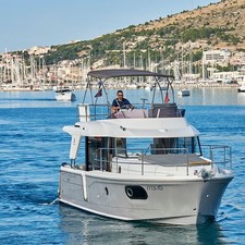 Beneteau Swift Trawler 30