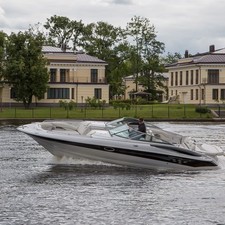 Crownline 32