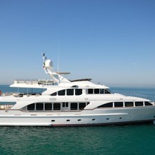 Benetti 122