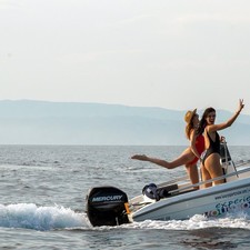 Thomas Boats Tempest 500