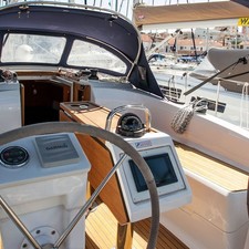 Bavaria CRUISER 34