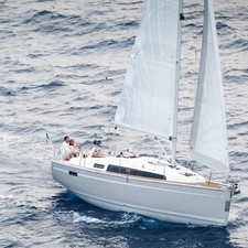 Bavaria 33 Cruiser