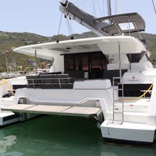 Fountaine Pajot Astréa 42