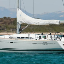 Beneteau First 45