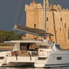 Fountaine Pajot Helia 44