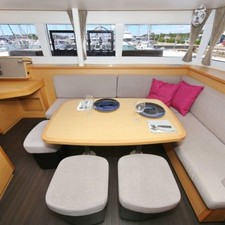 Lagoon 450 F