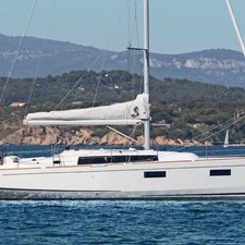 Beneteau Oceanis 38