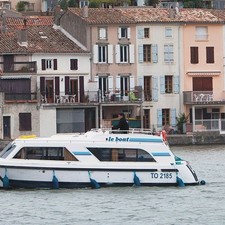 B & b boat builders core sound 17