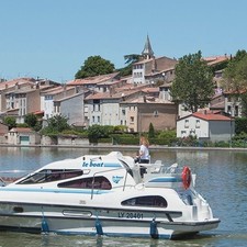 Le Boat Consul