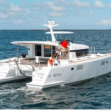 Lagoon Power 40
