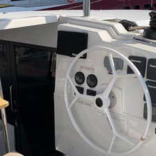 Fountaine Pajot Lucia 40