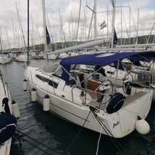 Dufour 360