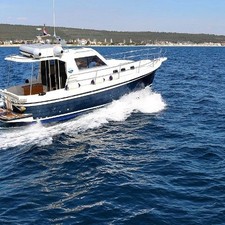Adria 1002V