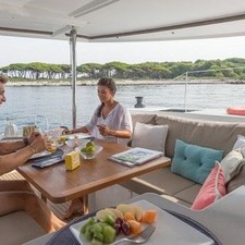 Fountaine Pajot Helia 44