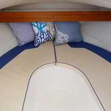 Quicksilver Activ 430 Cabin