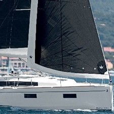 Beneteau Oceanis 38
