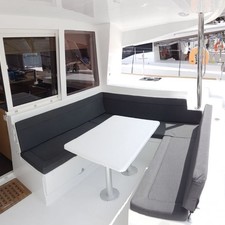 Lagoon 400 S2