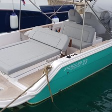 Focus SunDeck 23