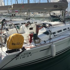 Beneteau First 35