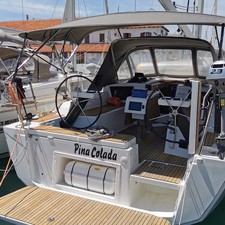 Dufour 360