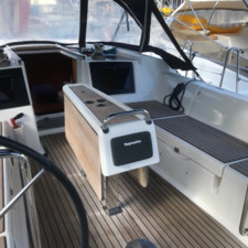 Dufour 382