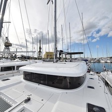 Lagoon 42